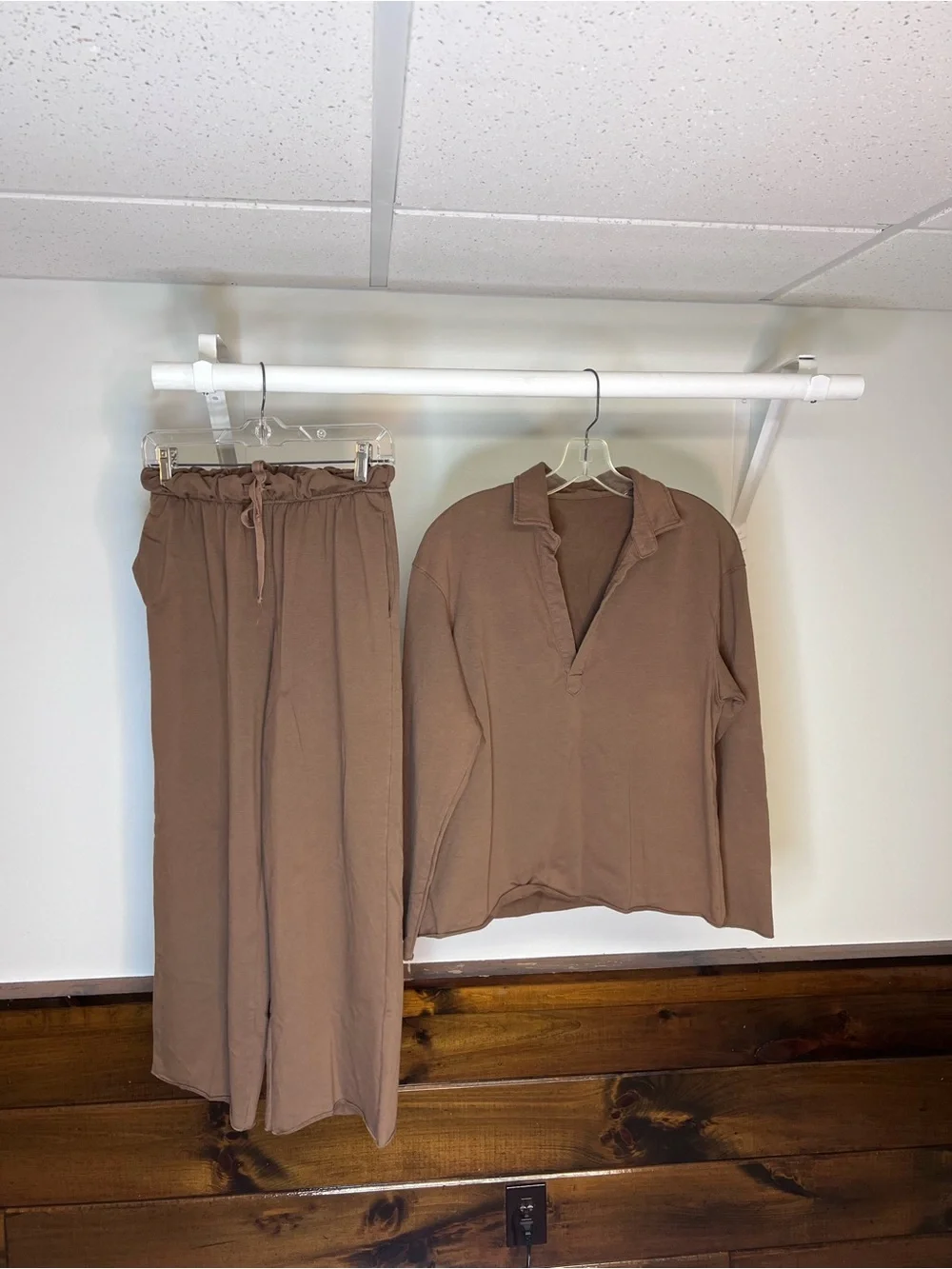 Amazon Brown Women's Lounge Set Top & Pants- Small